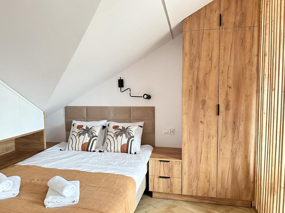 Nowy Dwór Mazowiecki Dmk Oak Studio Near Warsaw-Modlin Airport מראה חיצוני תמונה