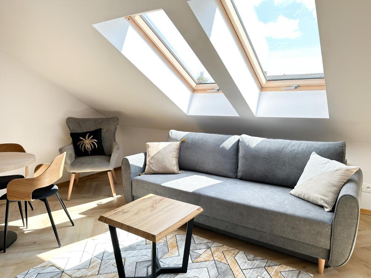 Nowy Dwór Mazowiecki Dmk Oak Studio Near Warsaw-Modlin Airport מראה חיצוני תמונה