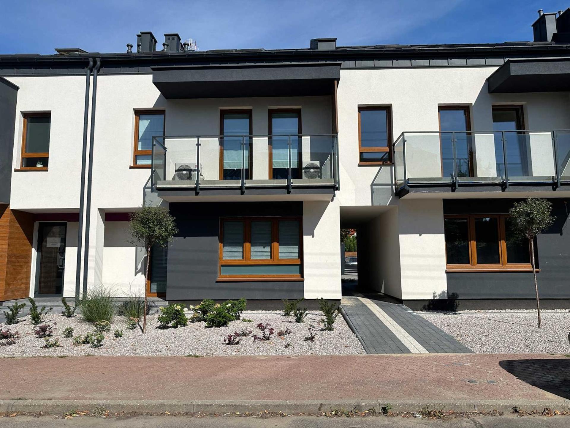 Nowy Dwór Mazowiecki Dmk Oak Studio Near Warsaw-Modlin Airport מראה חיצוני תמונה